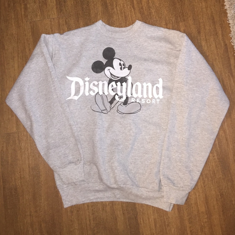 Unisex Crew Neck Mickey Mouse Disneyland sweater!